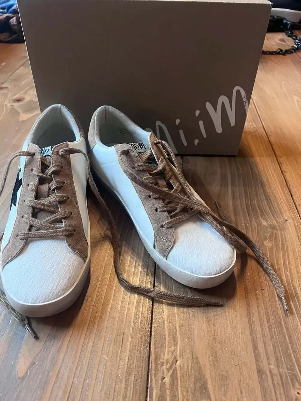 Mi.iM California Casual Sneakers White and Brown Suede Star Size 8.5
